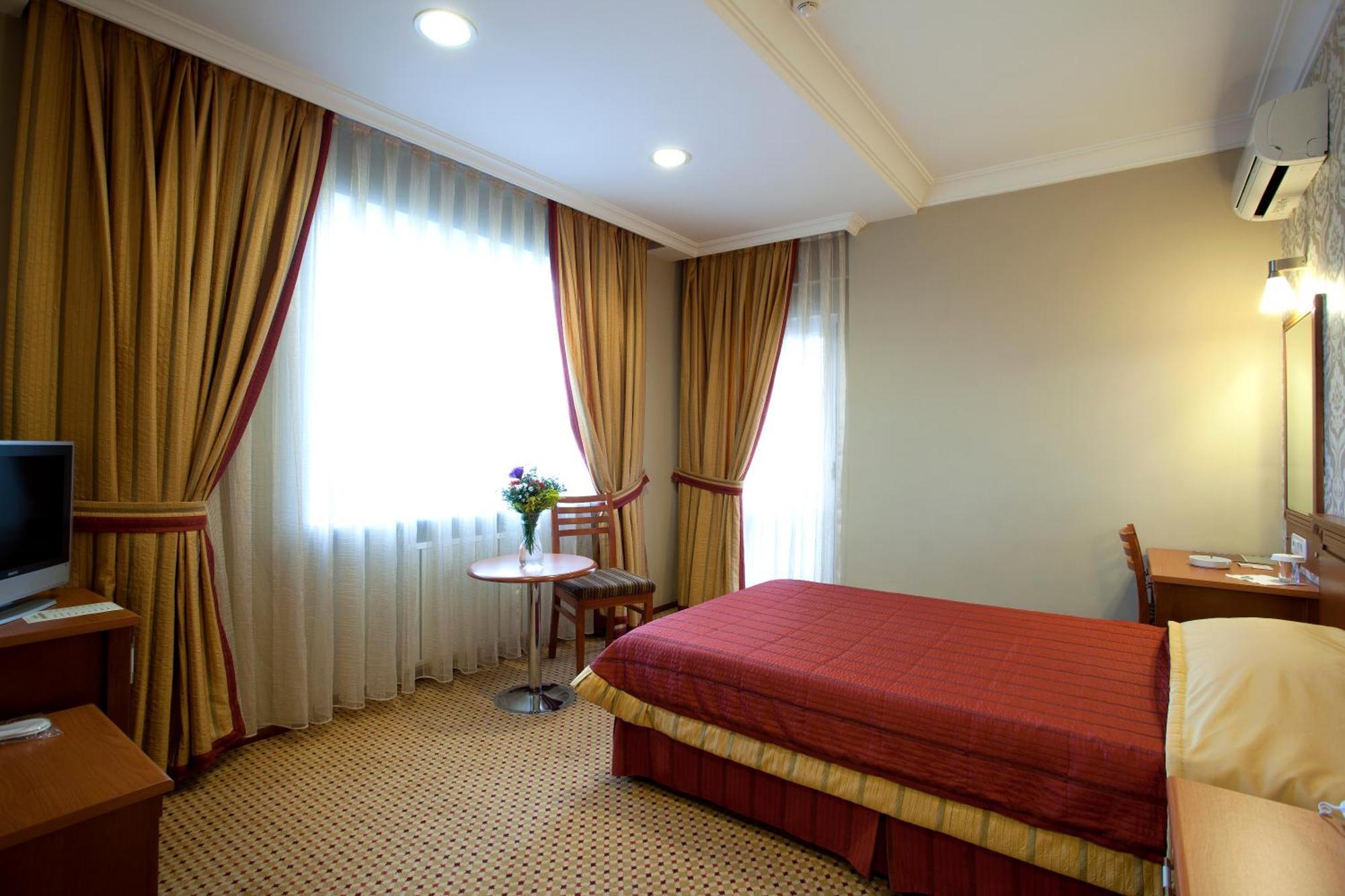 Sefa Hotel 2 Corlu Zewnętrze zdjęcie